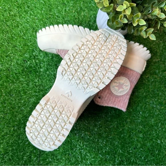 Converse Chuck Taylor All Star Ctas Lugged 2.0 Hi Stone Mauve - Picture 2 of 8